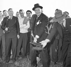 1938 Anderson Hall groundbreaking ceremony