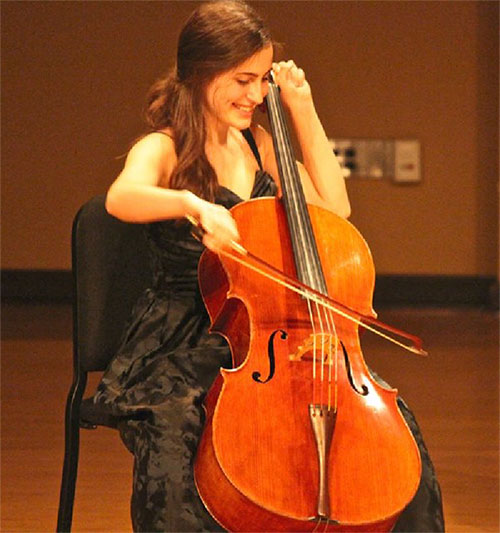 Cellist-Anna-Schierbeek