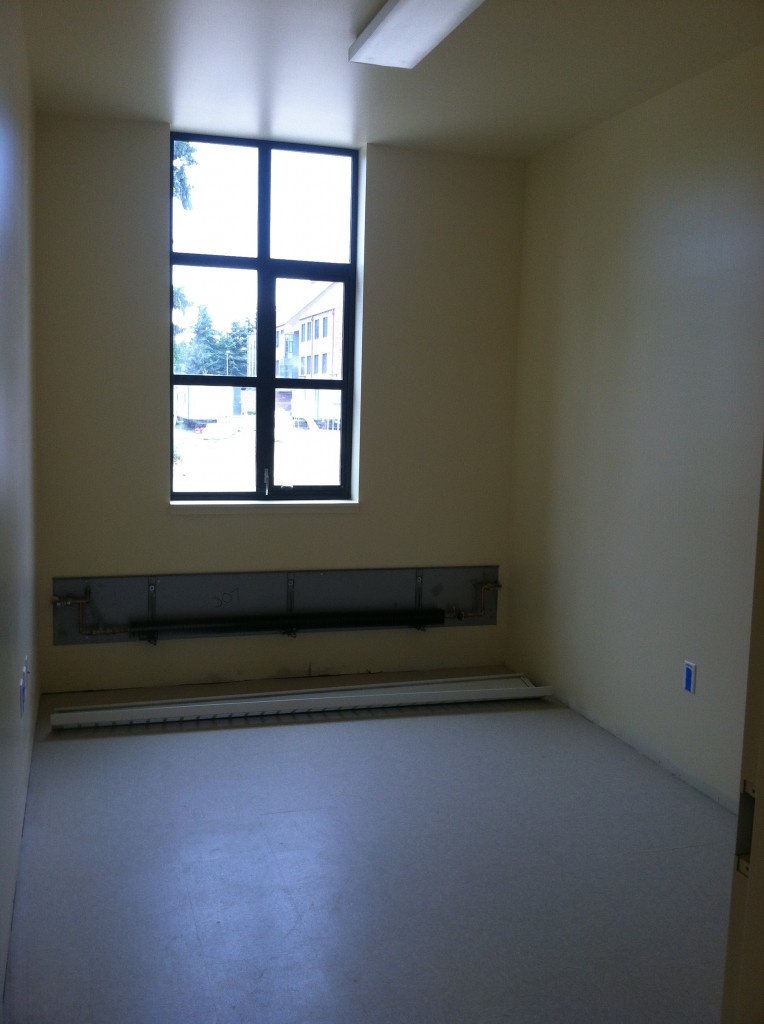 A standard single room in Commencement Hall 